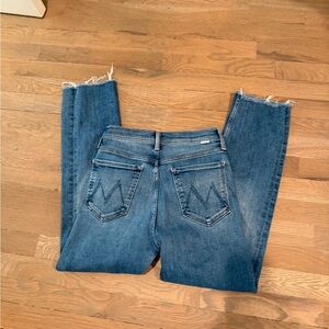MOTHER Tomcat Ankle Fray Leg Blue Jeans